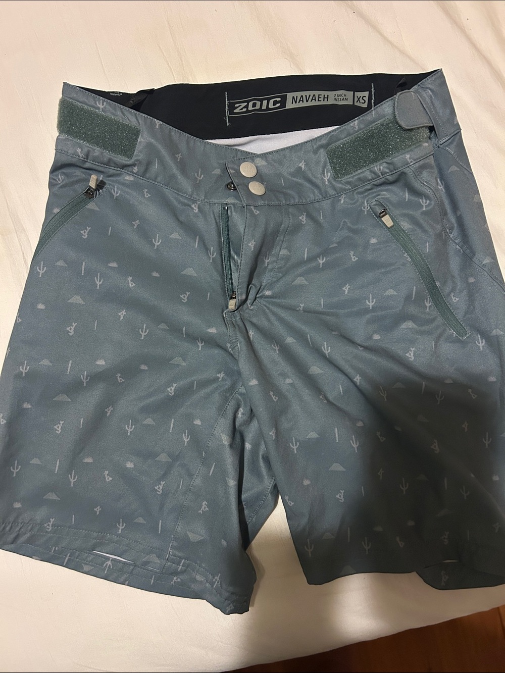 ZOIC NAVAEEH Women's Teal Bike Shorts - XS